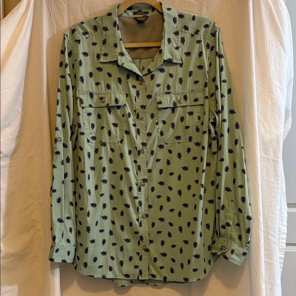 Mint Green Button-Up Blouse with Navy Floral Print